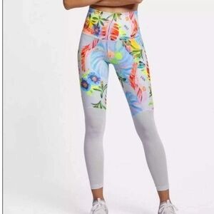 Nike Tropical Hyper Femme Power Victory Leggings Size S